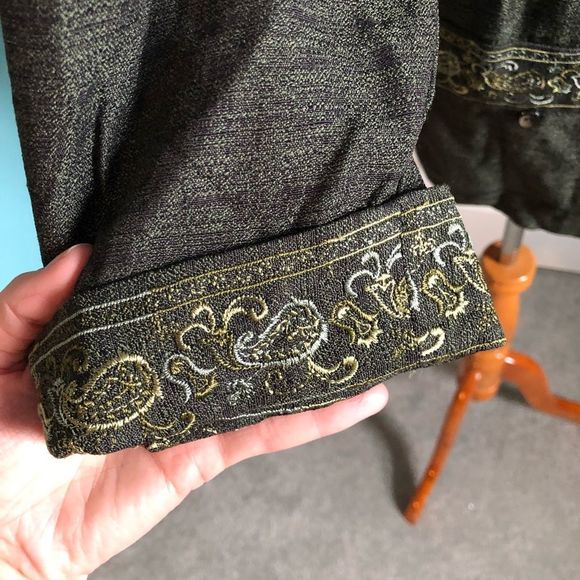 Jessica Holbrook Embroidered Blazer Jacket - Picture 6 of 7